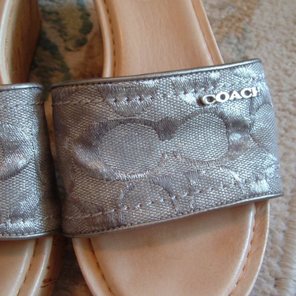 Coach bundle Coach Shoes and Scarf duo 2piece set - Picture 9 of 13